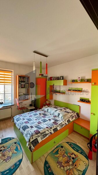 Parcul Tineretului, apartament 3 camere.